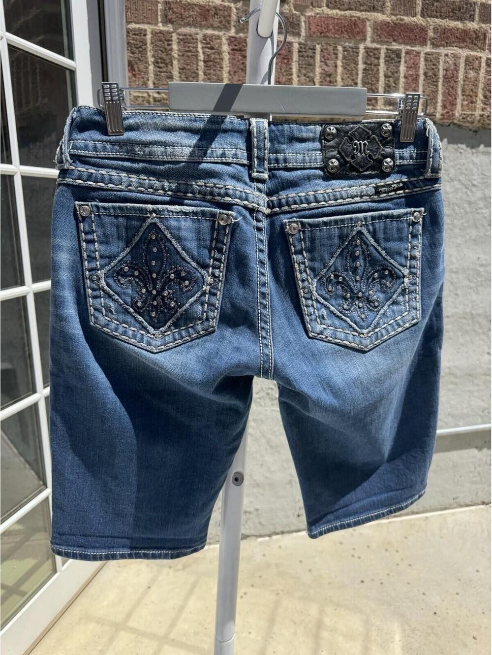Miss Me Shorts Sz 29 Womens